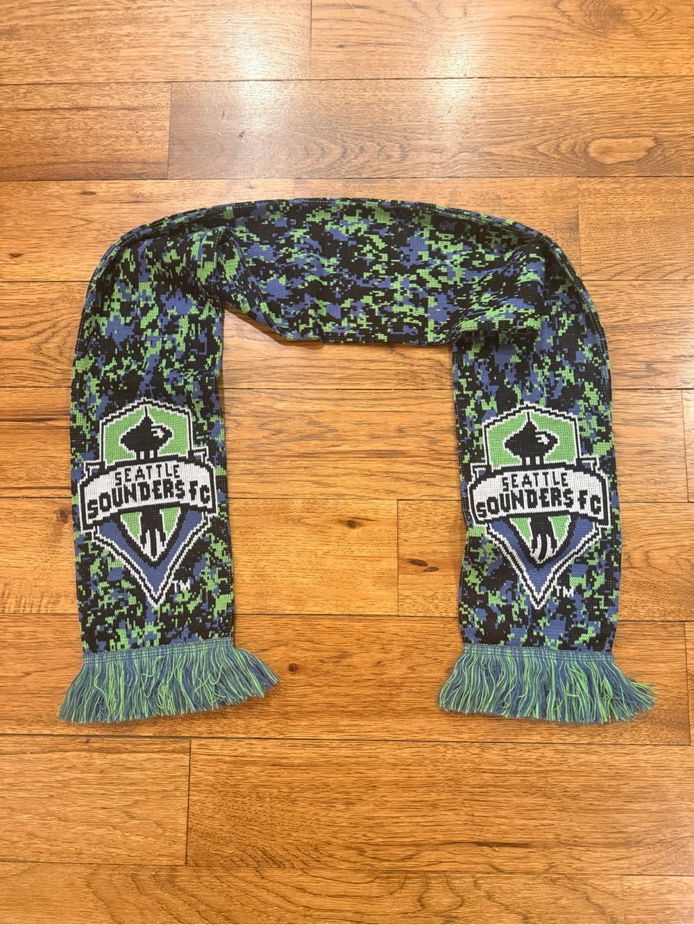 NEVER WORN Seattle Sounders FC Scarf